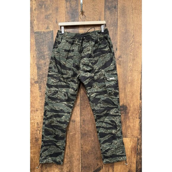 Hyper Denim Men’s Camo Cargo Pants Green Black XL EUC - Picture 2 of 7